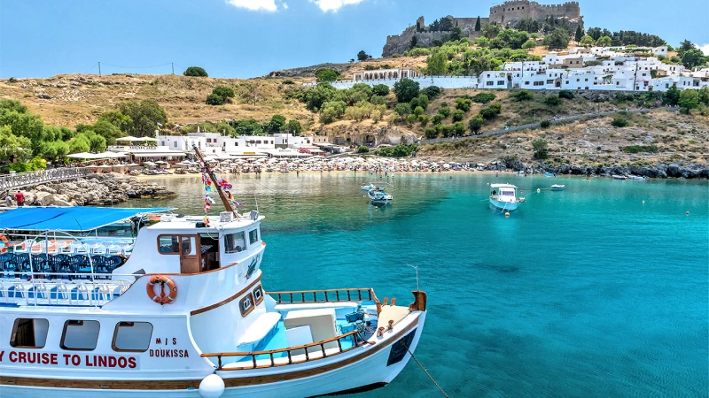 Boot-Trip zur Lindos Ortschaft