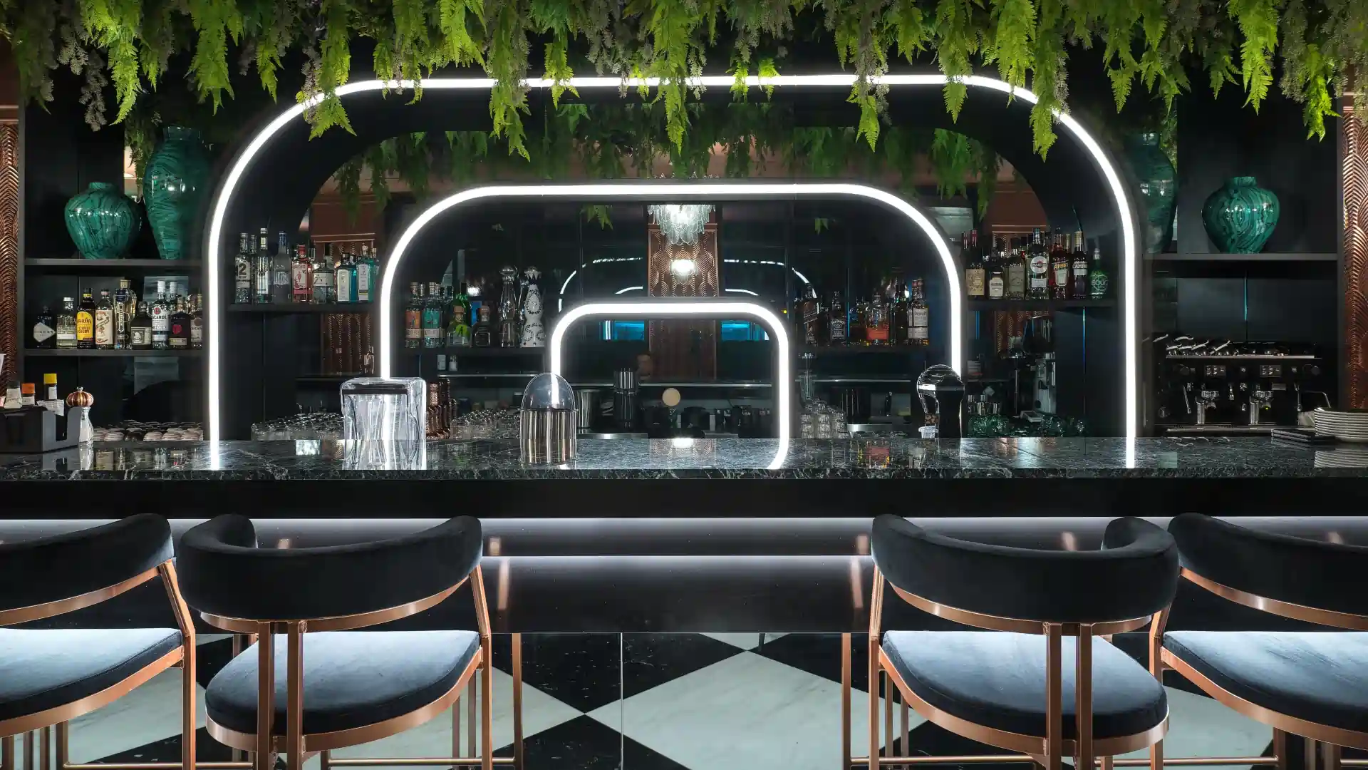 NYX Hotel Thessaloniki - Panther Bistrot