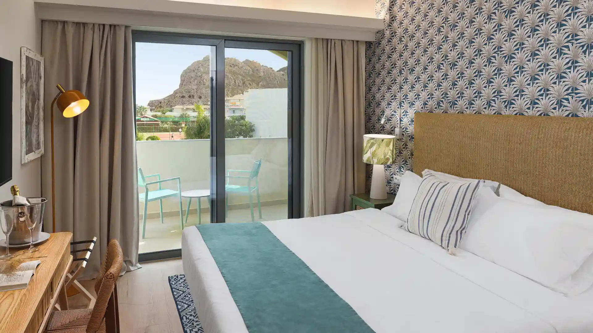 Deluxe Room Pool View