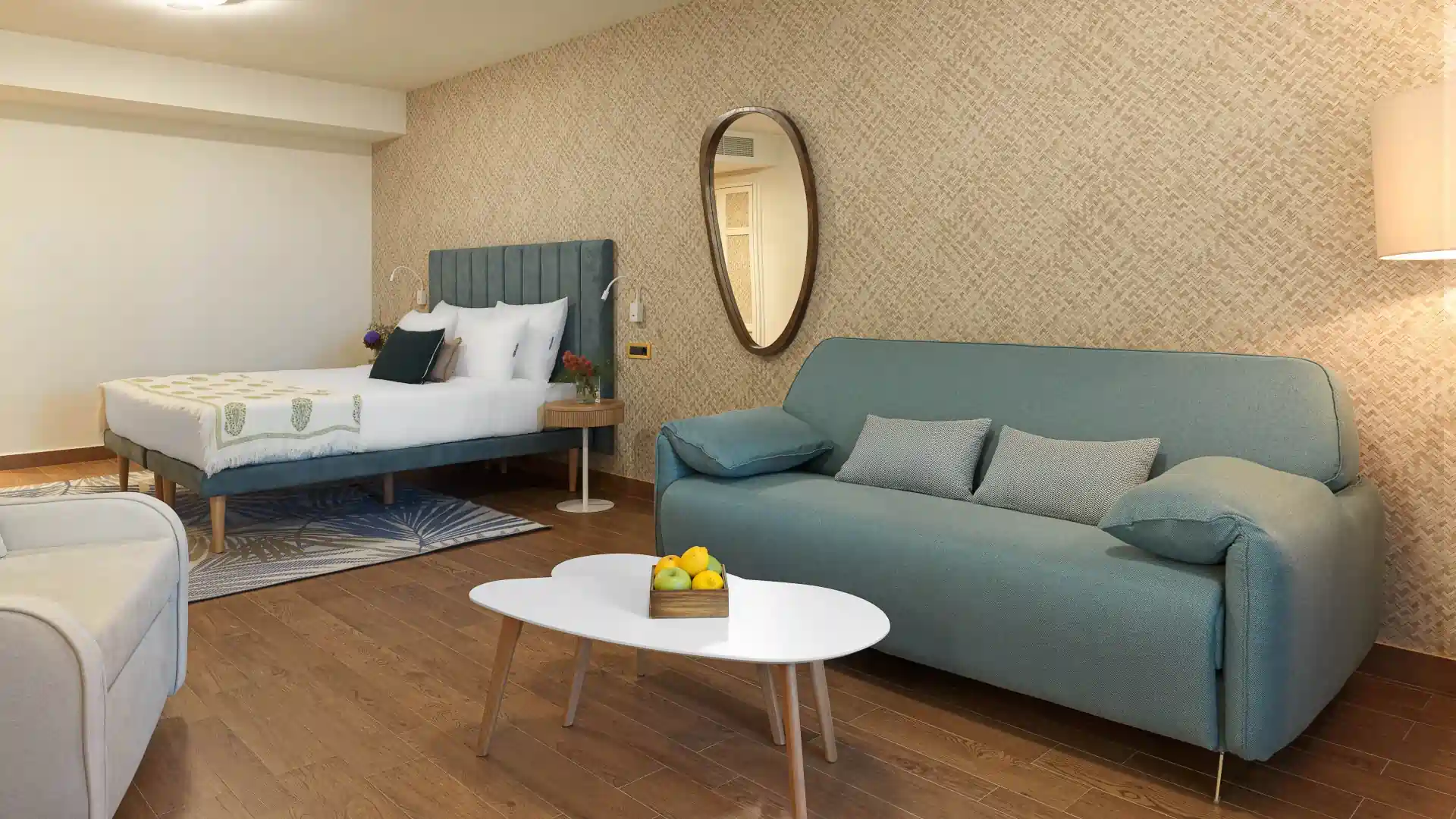 Deluxe Zimmer mit Gartenblick & Poolblick