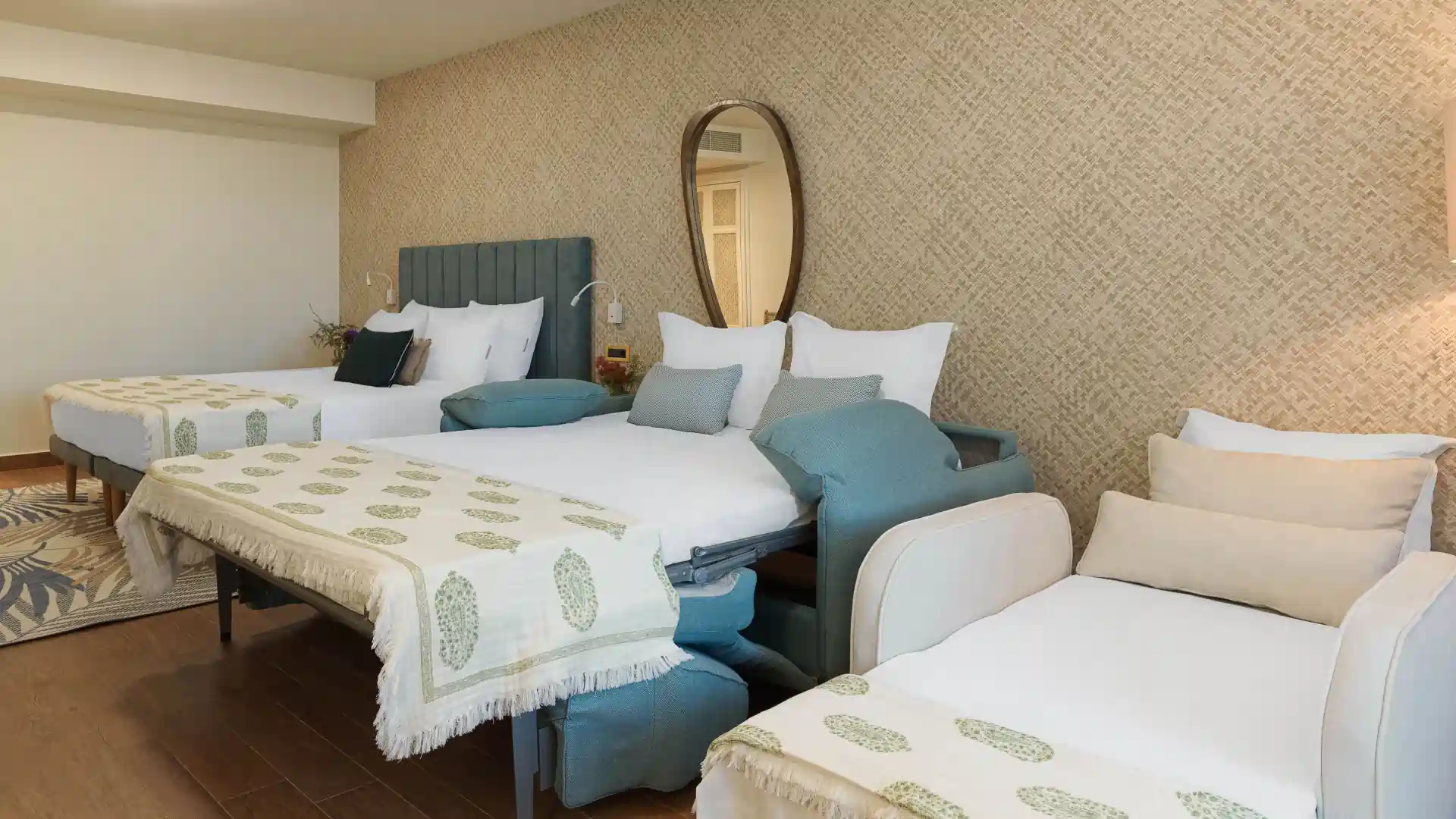 Deluxe Zimmer mit Gartenblick & Poolblick