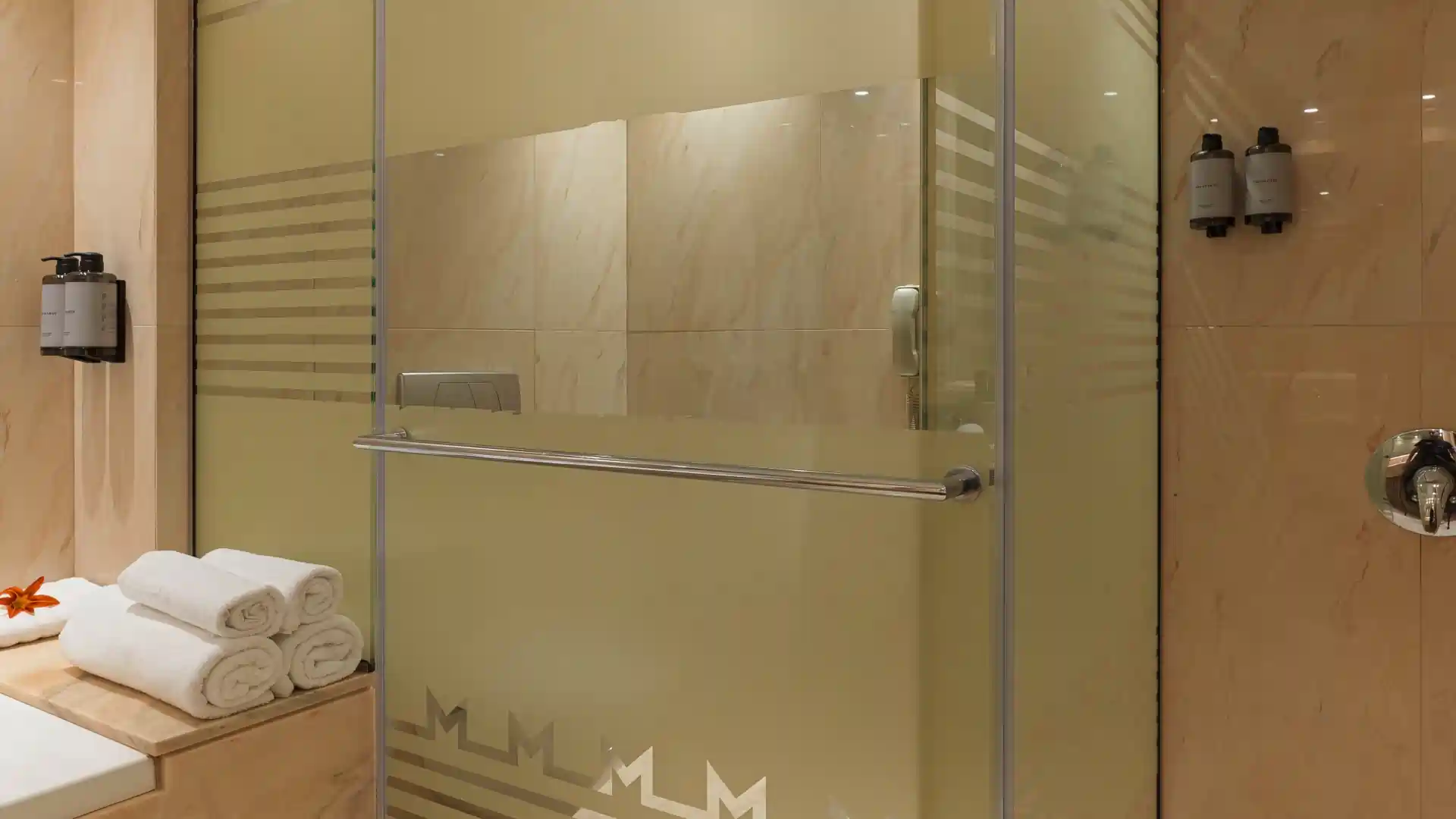 Executive Zimmer mit privatem Pool 