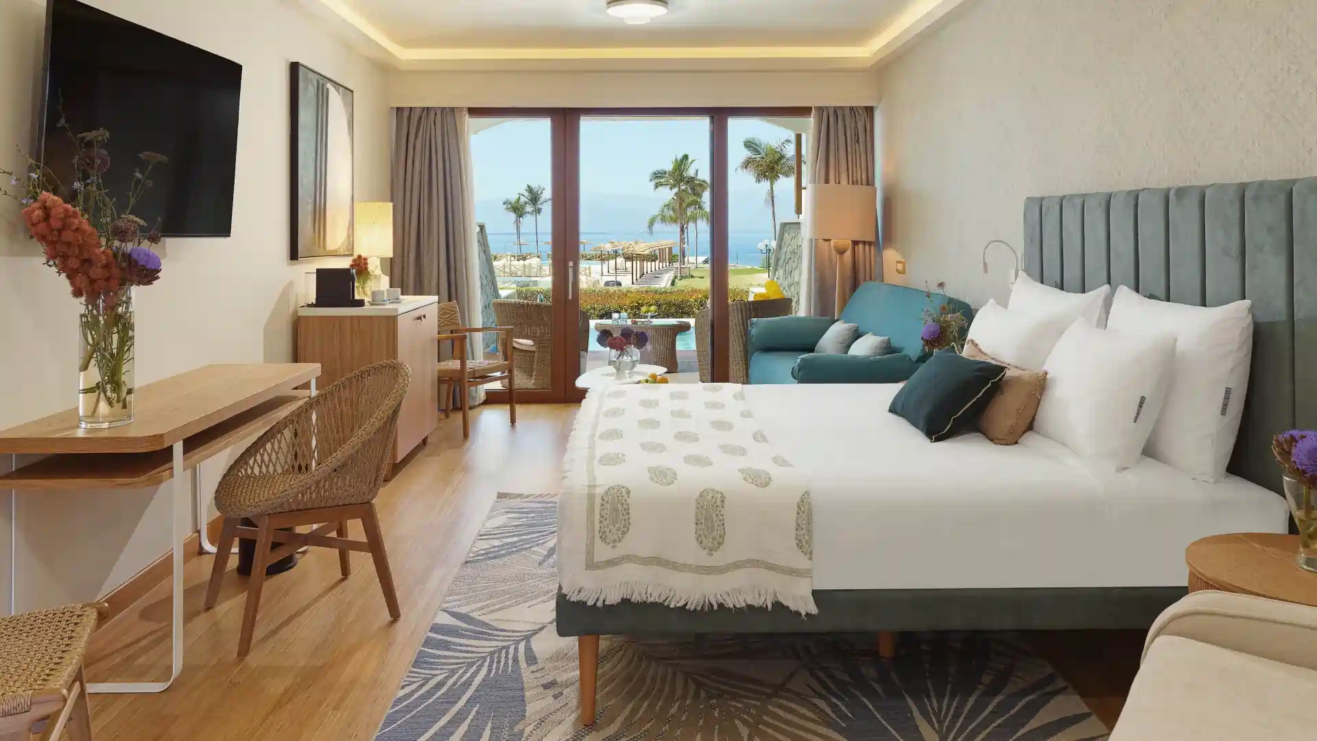 Junior Suite mit privatem Pool – Meerblick