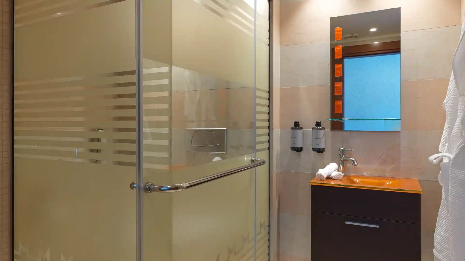 Executive Suite mit einem Schlafzimmer und privatem Pool