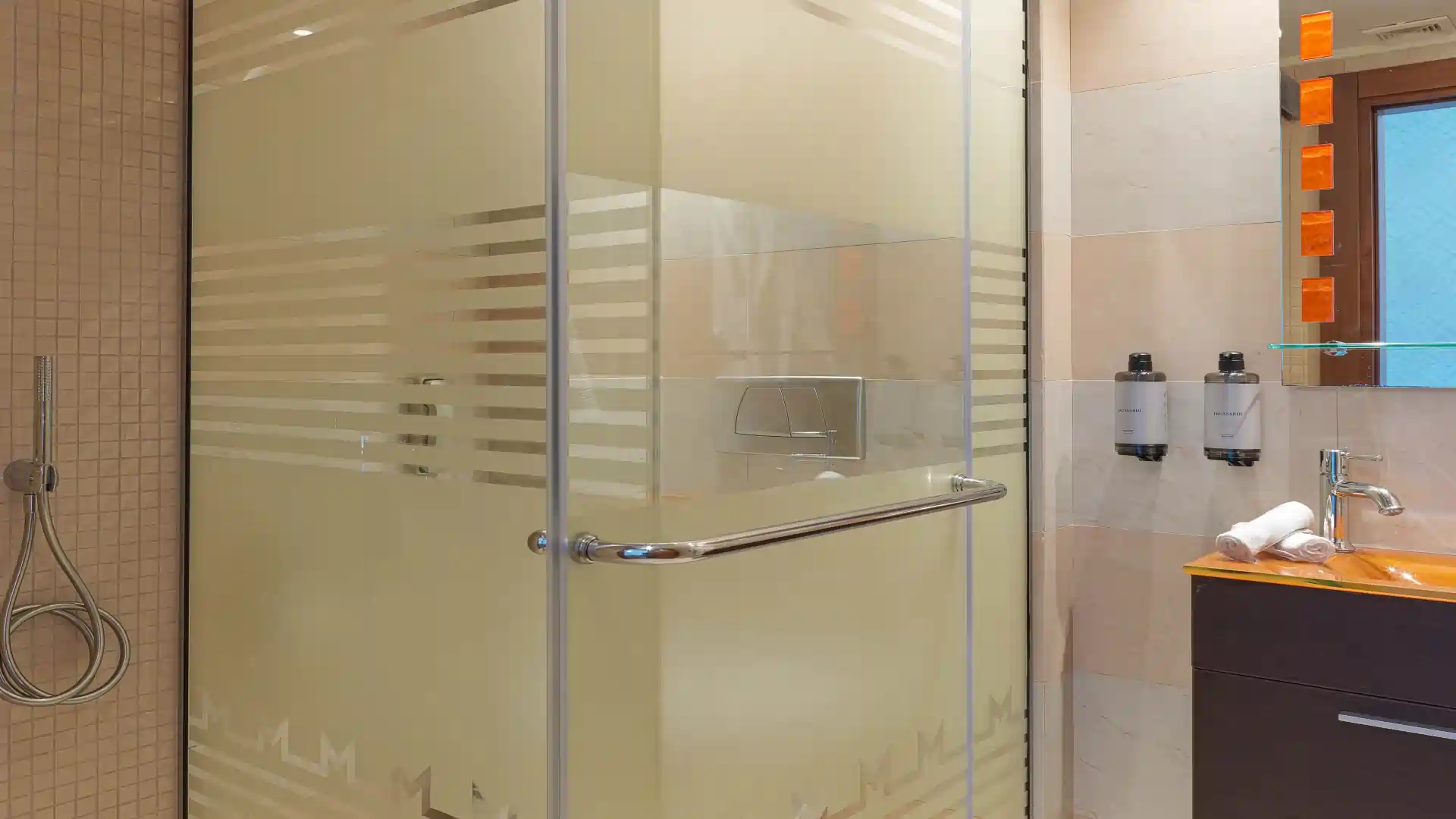 Executive Suite mit einem Schlafzimmer und privatem Pool
